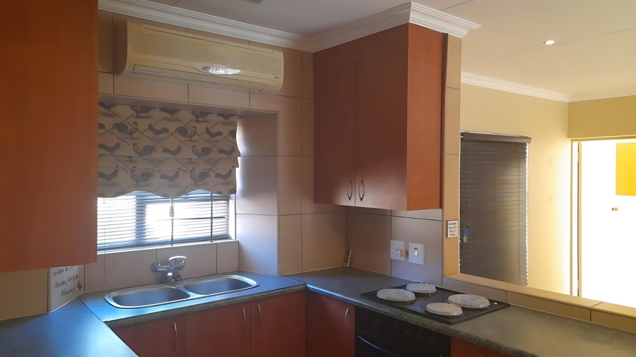 To Let 2 Bedroom Property for Rent in Wilkoppies North West